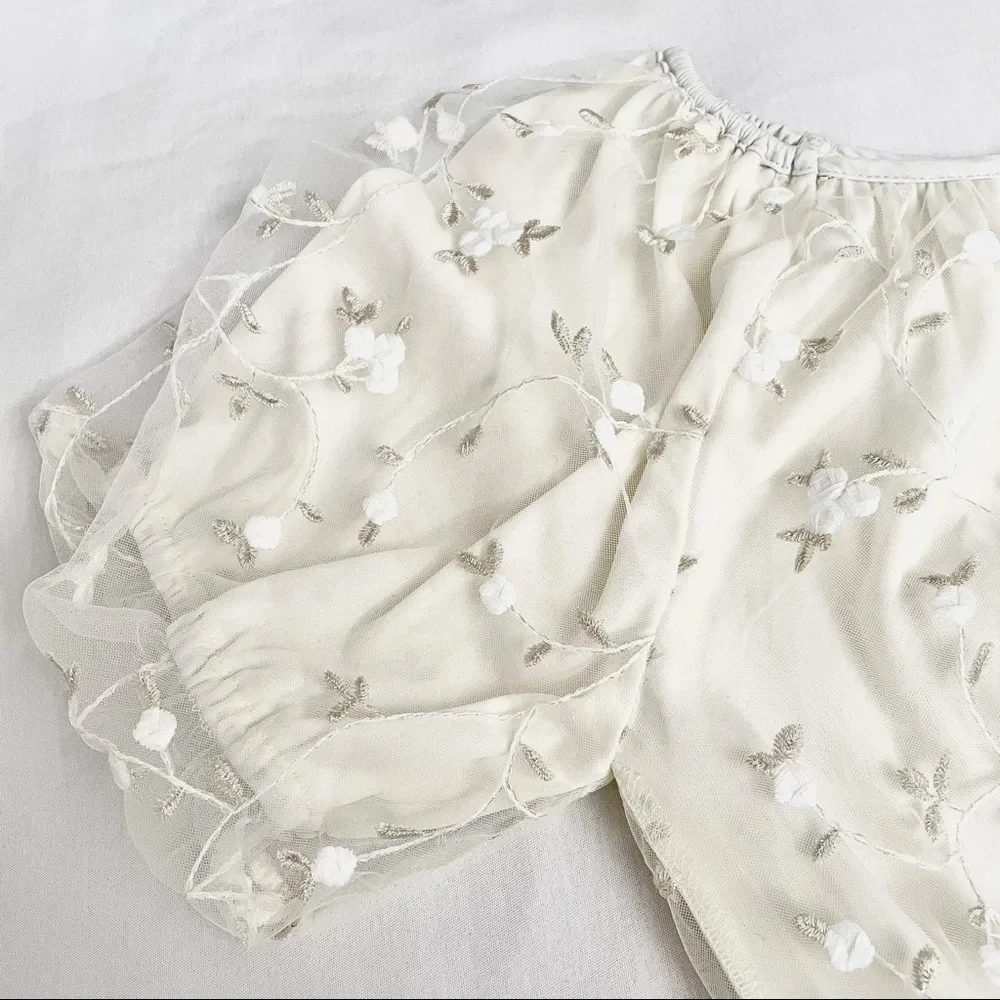 Floral Cream/White Tulle Lace Embroidered Peplum Floaty Puff-Sleeves Top